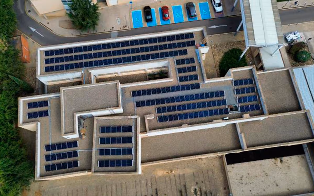 Hospital de Calahorra: instala planta solar para ahorrar energía